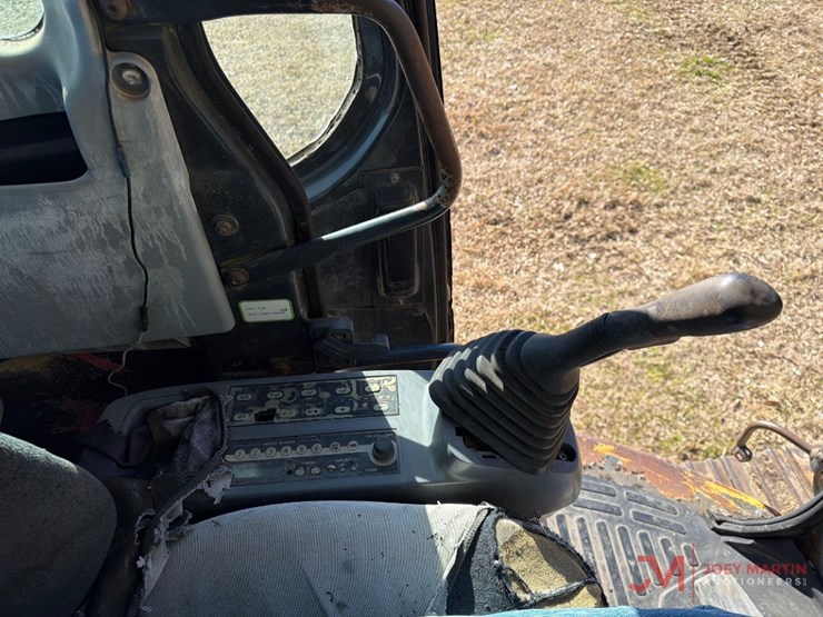 komatsu-pc138us-lc-2-image-15