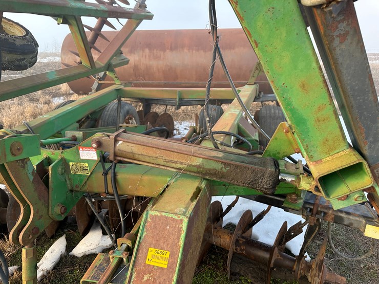 john-deere-630-image-38