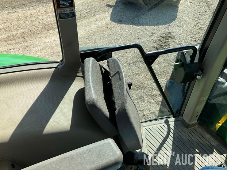 2021-john-deere-6120m-image-49