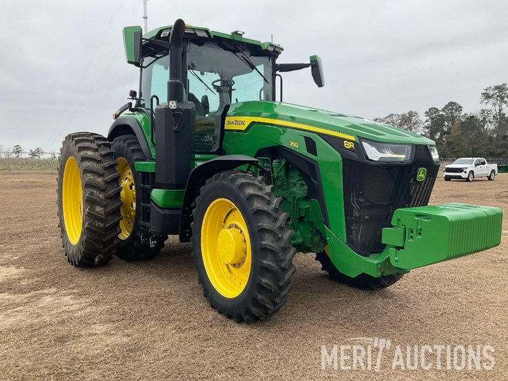 2024-john-deere-8r-250-image-7