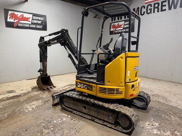 2020-deere-26g-image-3