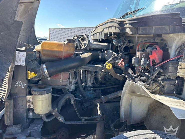 2013-international-durastar-4300-image-8