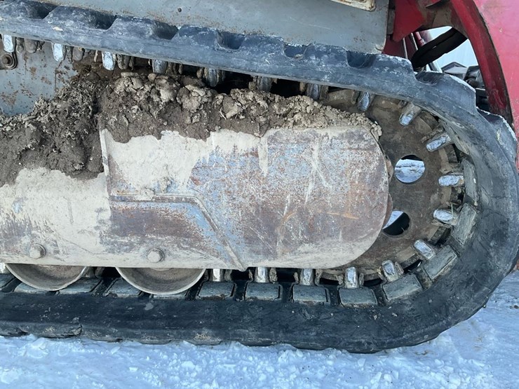 2012-takeuchi-tl10-image-38