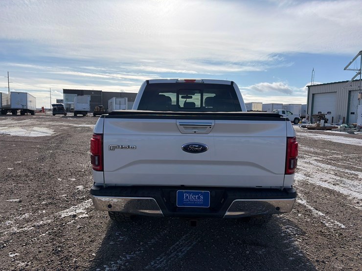 2017-ford-f150-image-8