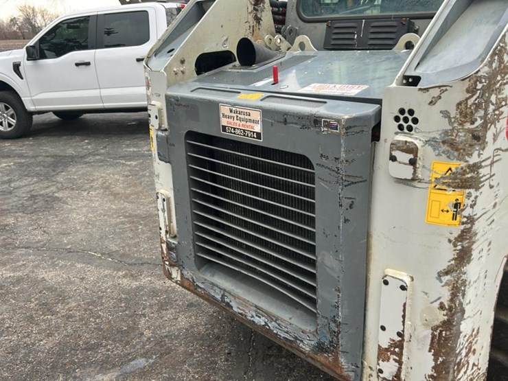 2017-takeuchi-tl8-image-21