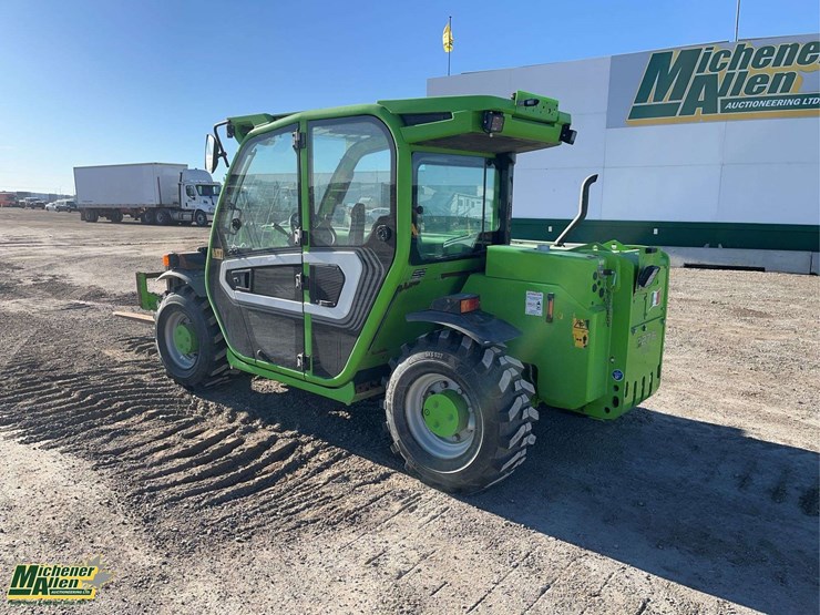 2017-merlo-p27.6plus-2700-kg-telehandlers-image-3