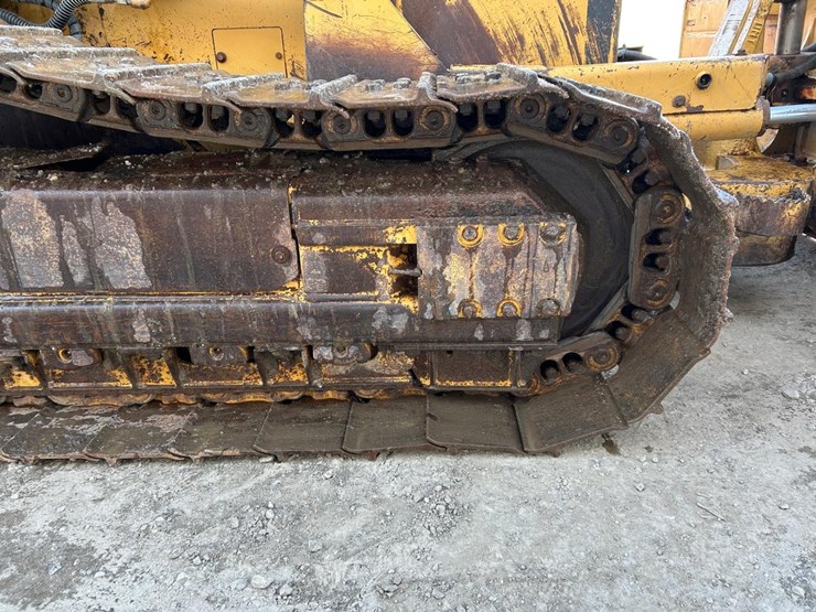 caterpillar-d6k-xl-image-14