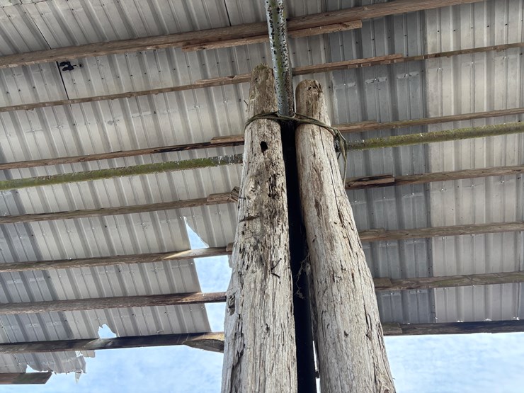 #382-•-lot-of-4-15+-ft-antique-reclaimed-cypress-beams-image-4