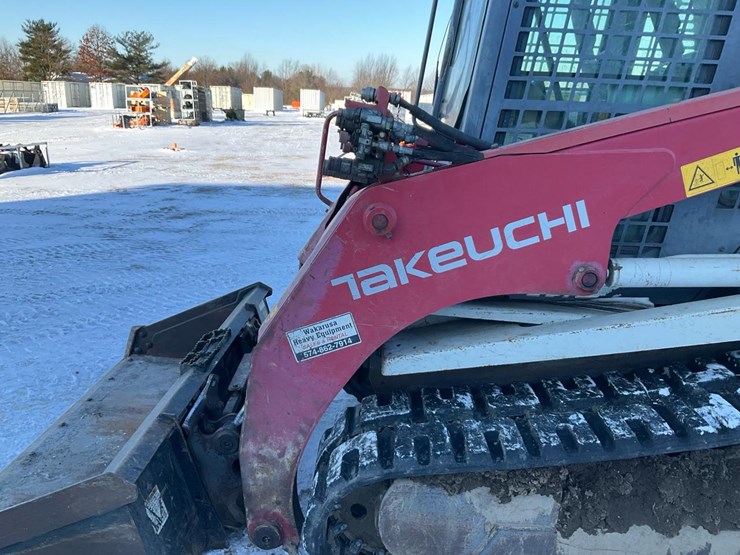 2012-takeuchi-tl10-image-19