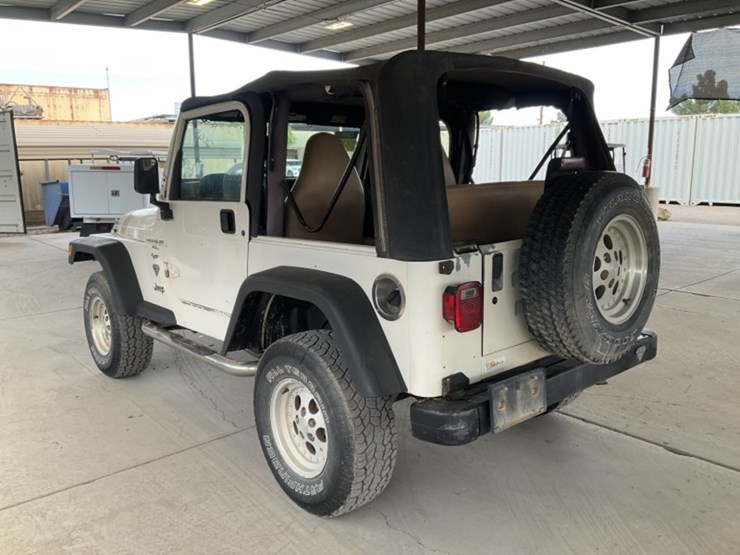 2000-jeep-wrangler-image-5