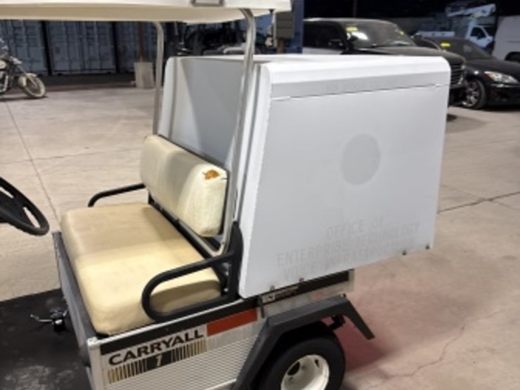 2010-club-car-carryall-1-image-5