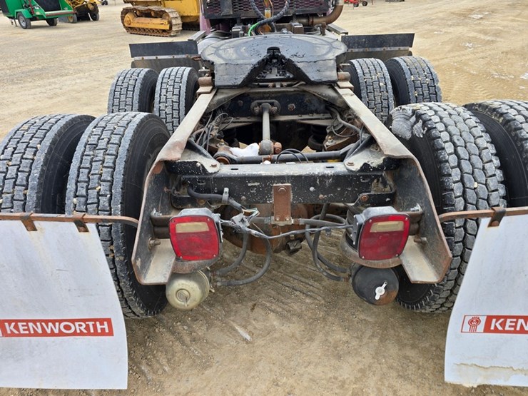 1989-kenworth-t800-image-6