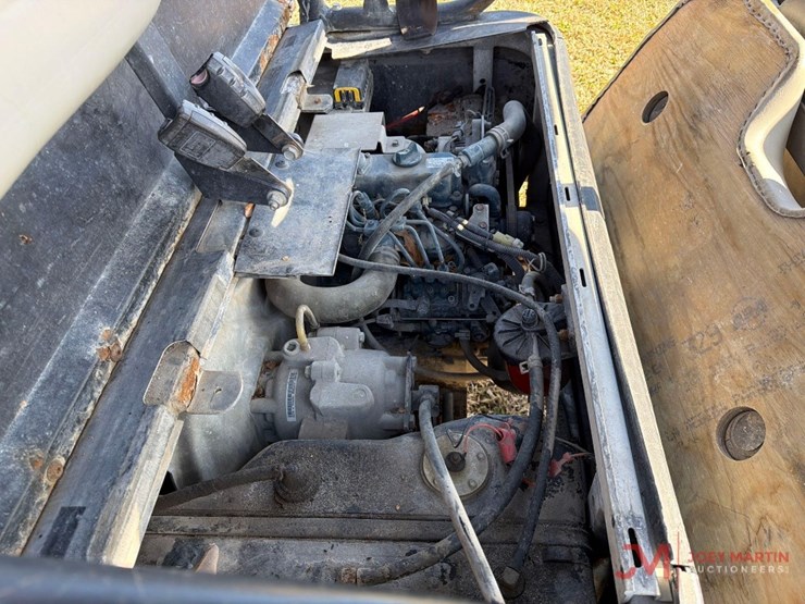 2020ingersoll-rand-club-car-carry-all-utv-image-17