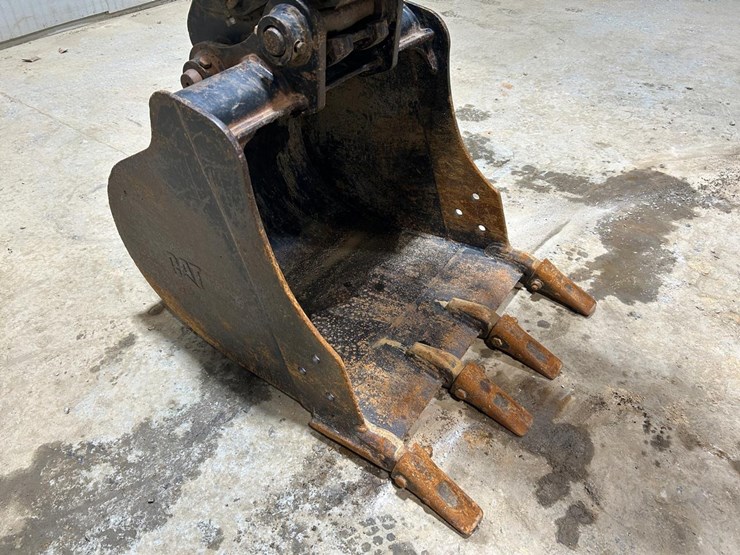 2017-caterpillar-304e2-cr-image-7