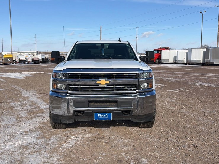 2018-chevrolet-k2500-image-7