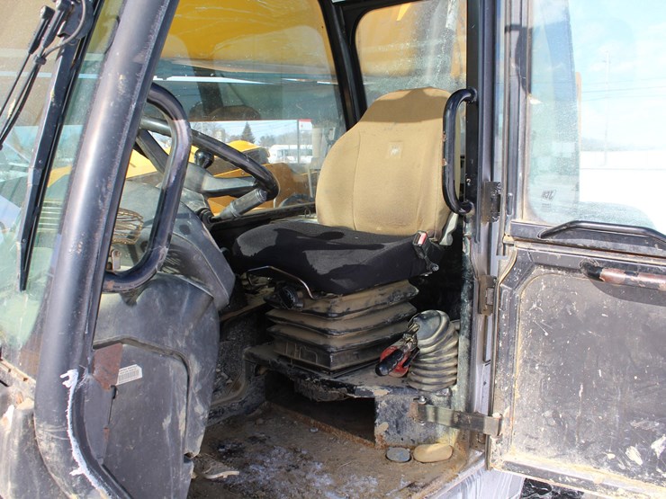 2013-jcb-510-56-image-15