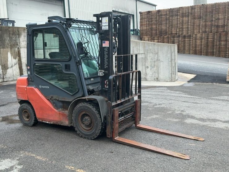 2018-toyota-8fdu25-image-7