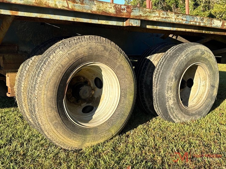 2000-stoll-10-ton-trailer-image-5