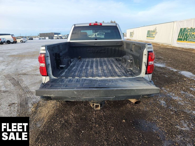 2019-gmc-sierra-2500hd-image-26