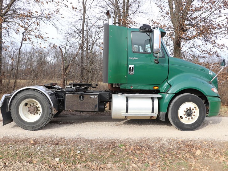 2014-international-prostar-image-5