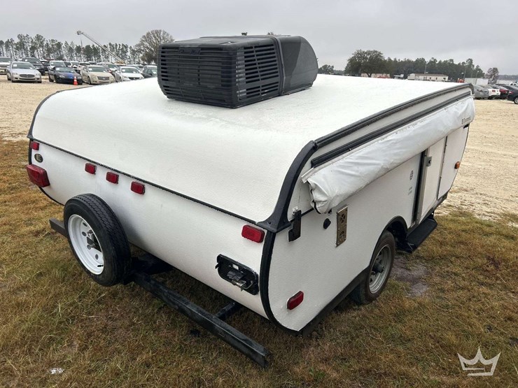 2014-forest-river-pop-up-trailer-image-3