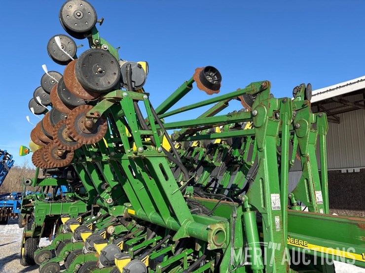 2006-john-deere-1790-image-9