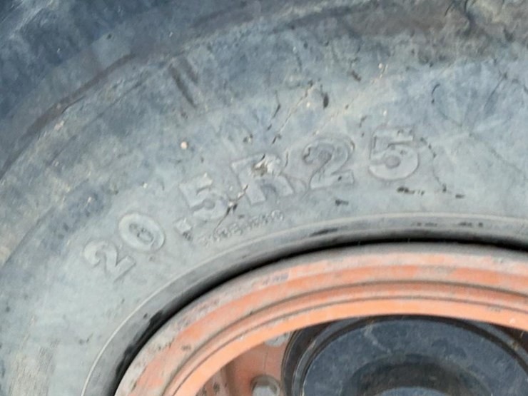 2016-case-621f-xr-image-55