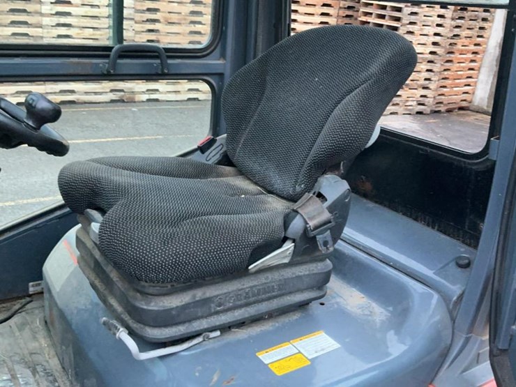 2018-toyota-8fdu25-image-10