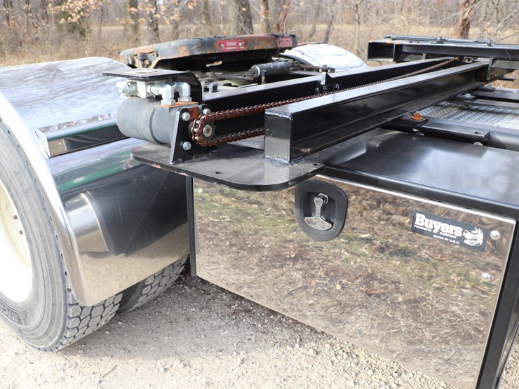 2014-international-prostar-image-25