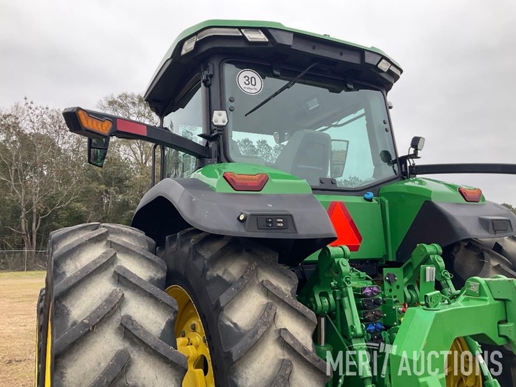 2023-john-deere-8r-370-image-21