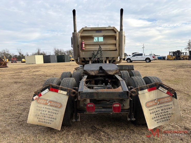 2006-mack-chn613-image-4