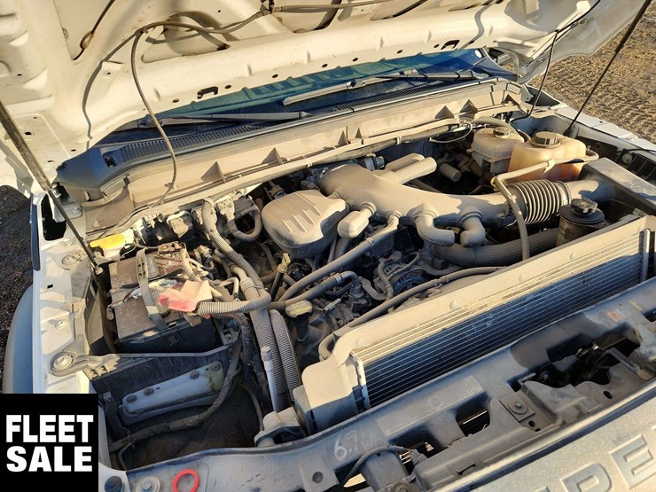 2012-ford-f550-image-43