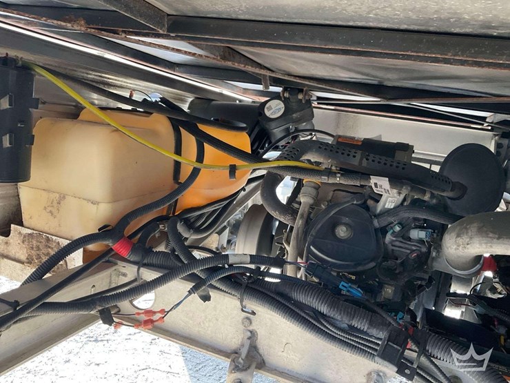 2025-electric-golf-cart-image-21