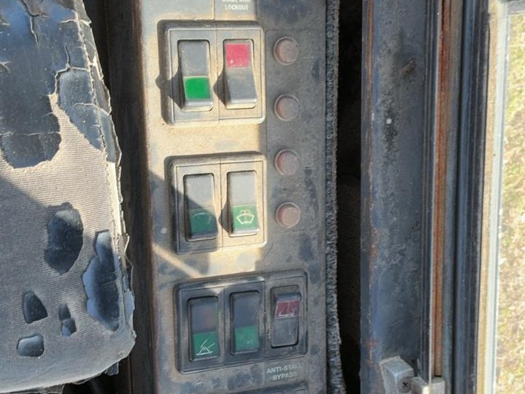 john-deere-435-image-18