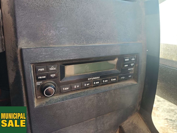 2012-hyundai-r140-w-9-excavator-image-20