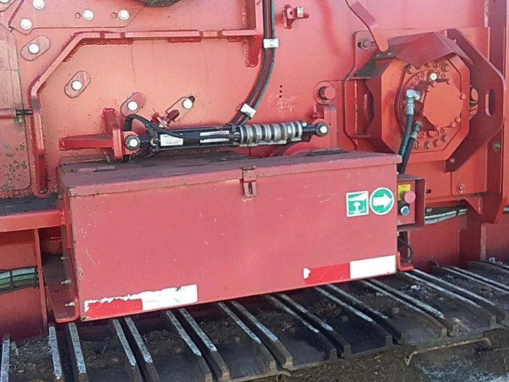 2017-caterpillar-c18-image-39