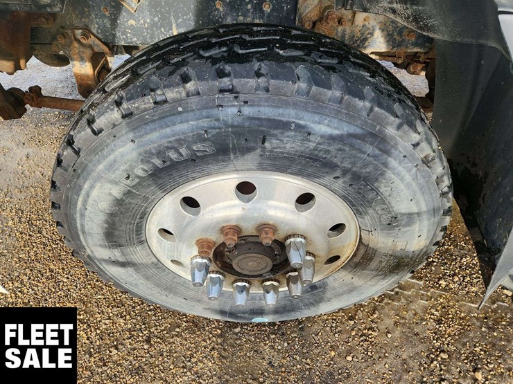 1993-mack-ch613-image-10