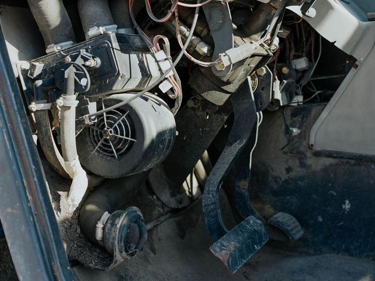 2005-bobcat-v723-image-19