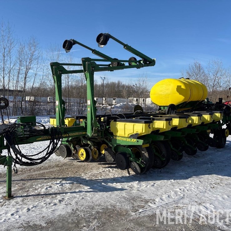 2011 JOHN DEERE 1770NT