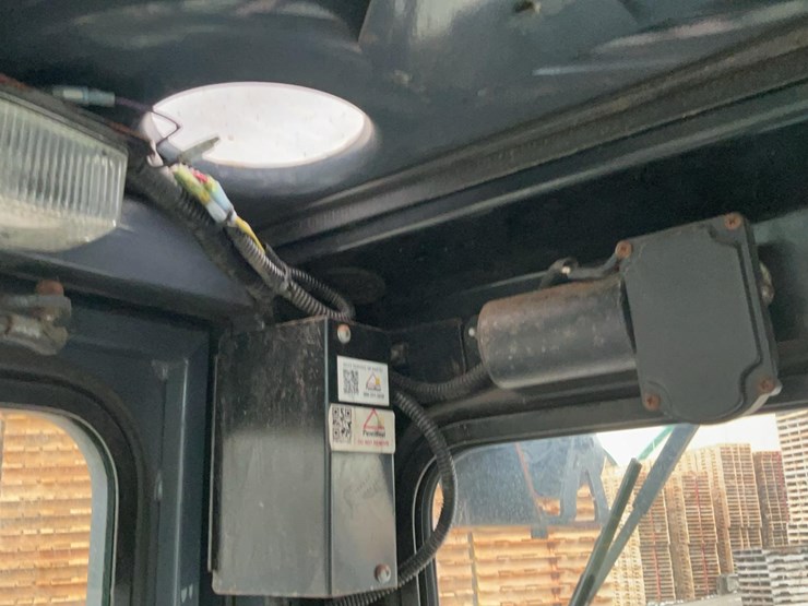 2018-toyota-8fdu25-image-21