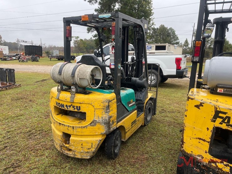 2001-komatsu-kg18ht-17-forklift-image-2