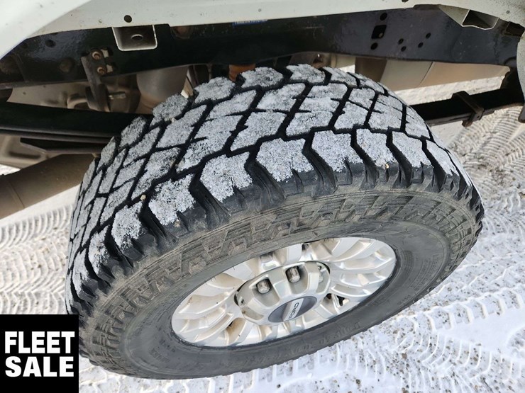 2022-ford-f250-image-12