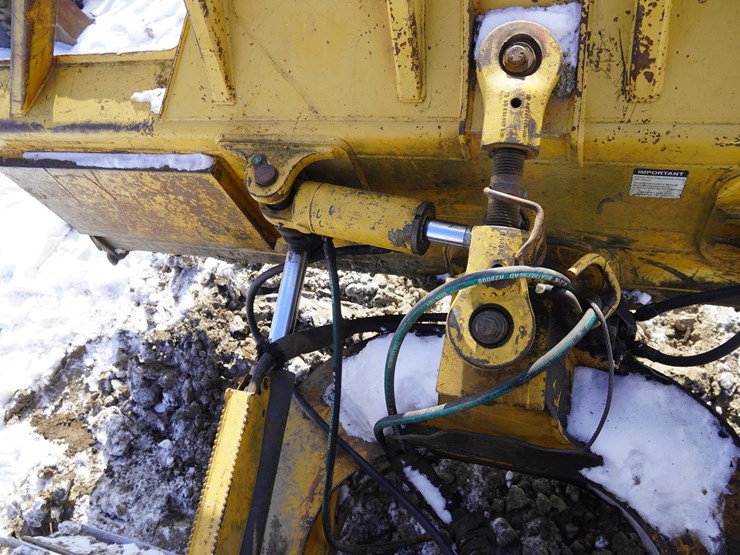 john-deere-700-image-17