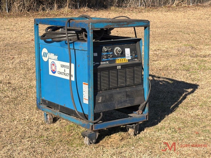 miller-dimension-652-electric-welder-image-1
