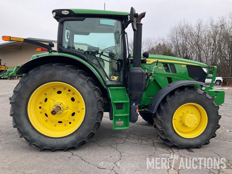 2024-john-deere-6r-155-image-6