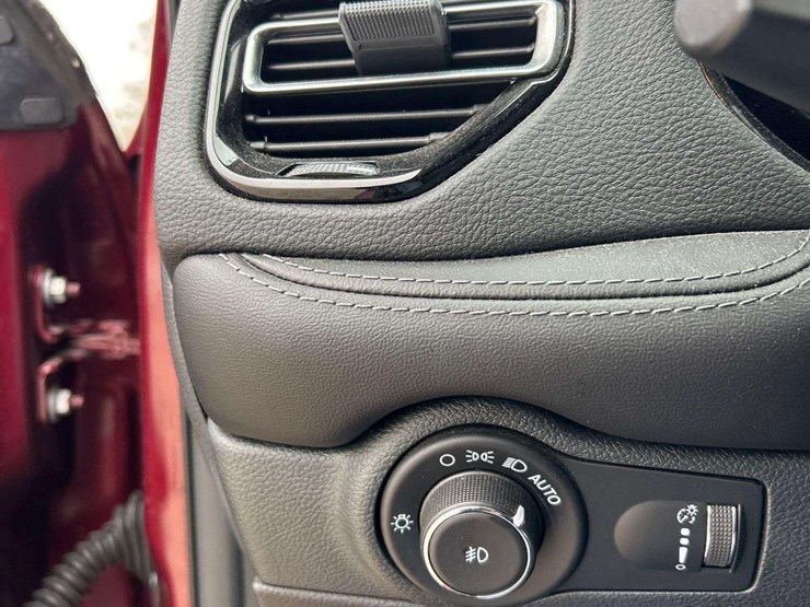 2021-dodge-durango-image-16