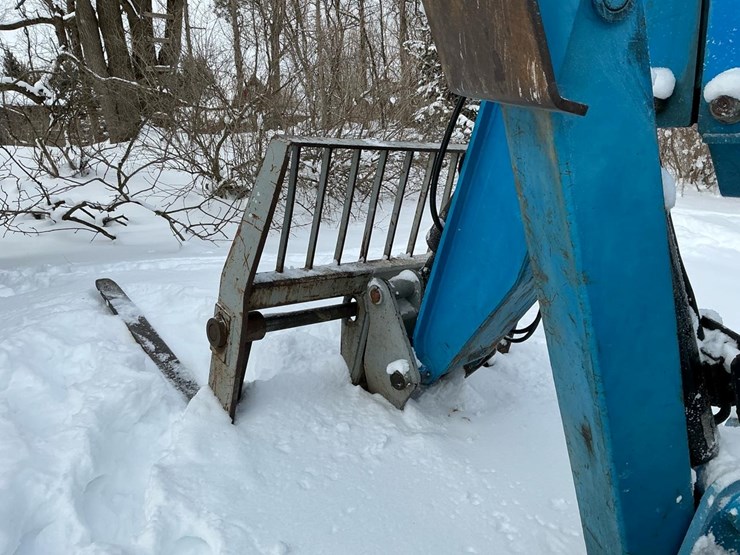 2006-genie-gth1056-image-24