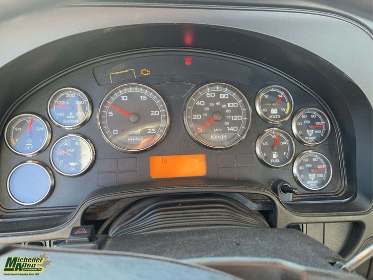 2017-international-prostar-image-16