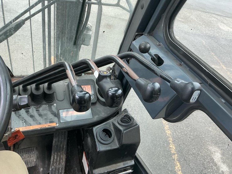 2018-toyota-8fdu25-image-14