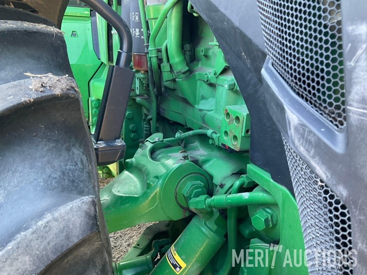 2023-john-deere-8r-370-image-38